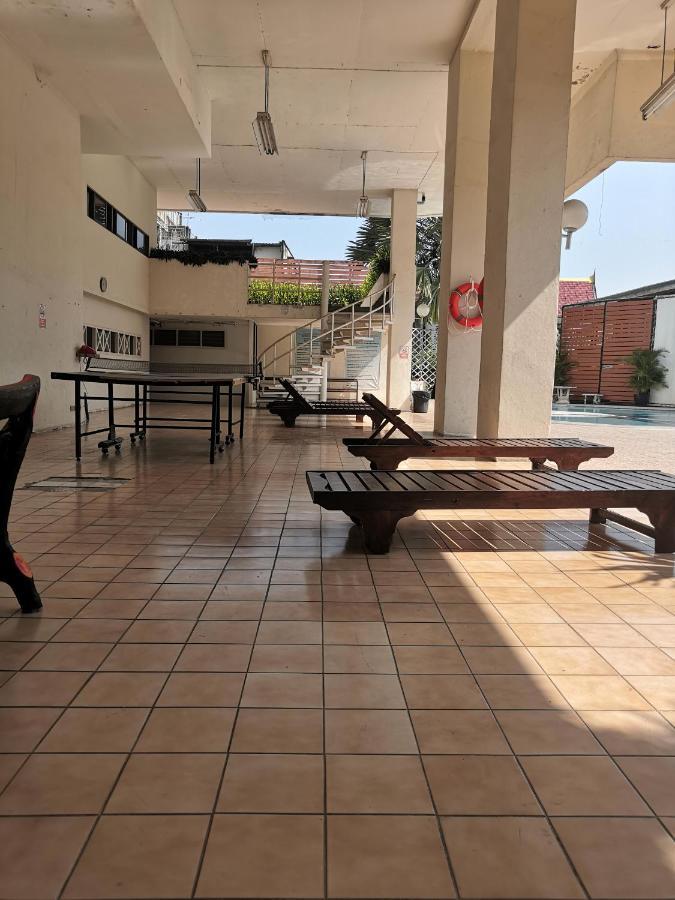 7 Pool Condo Opposite The Train Station Near Old City And Nimman Chiang Mai Exterior foto