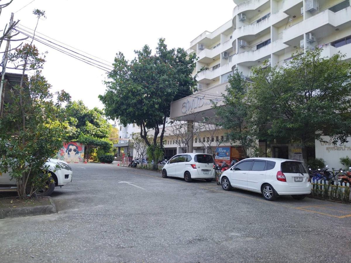 7 Pool Condo Opposite The Train Station Near Old City And Nimman Chiang Mai Exterior foto